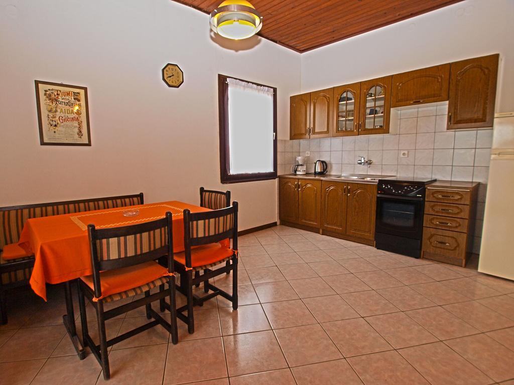 Apartments Jan 325 Banjole Bagian luar foto