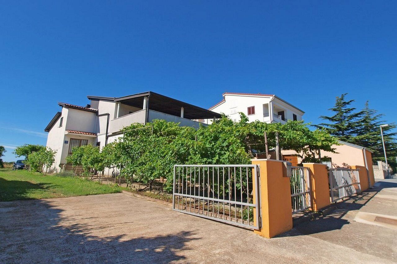 Apartments Jan 325 Banjole Bagian luar foto